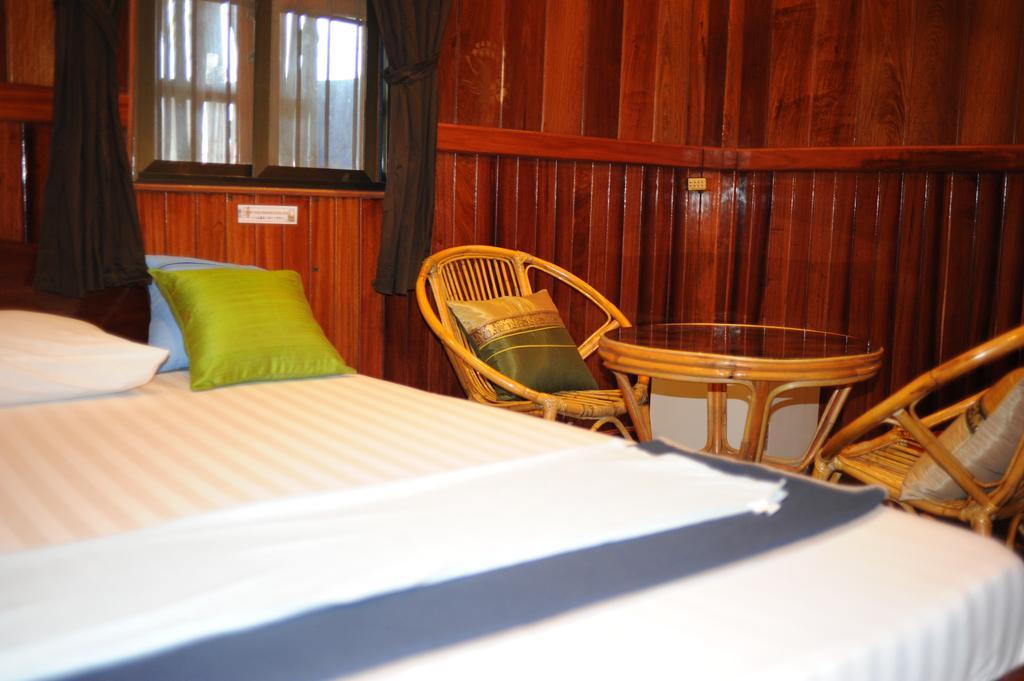 The City Premium Guesthouse Siem Reap Bagian luar foto