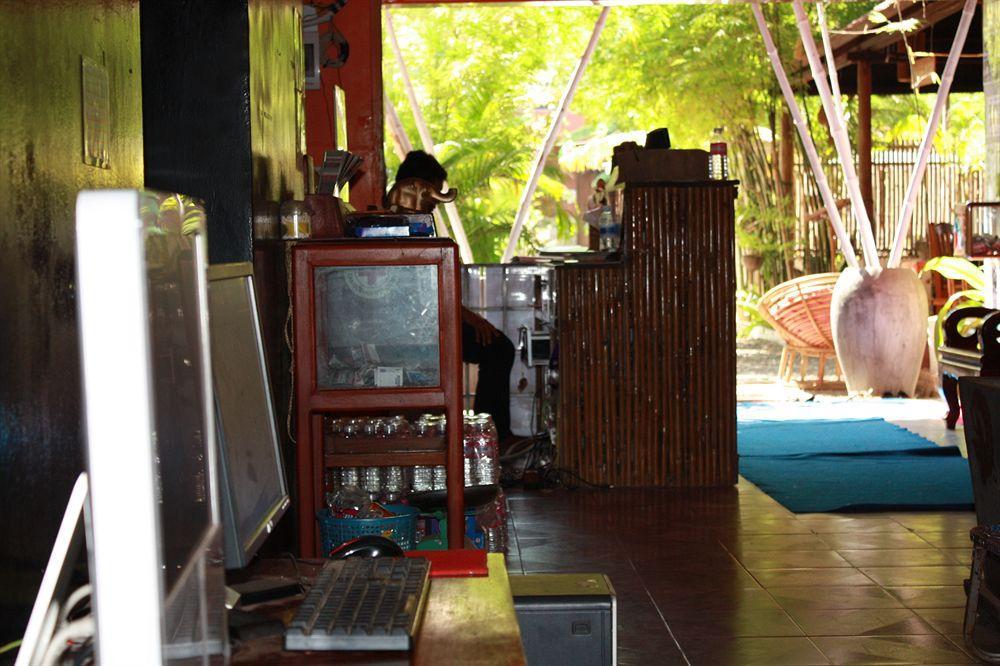 The City Premium Guesthouse Siem Reap Bagian luar foto