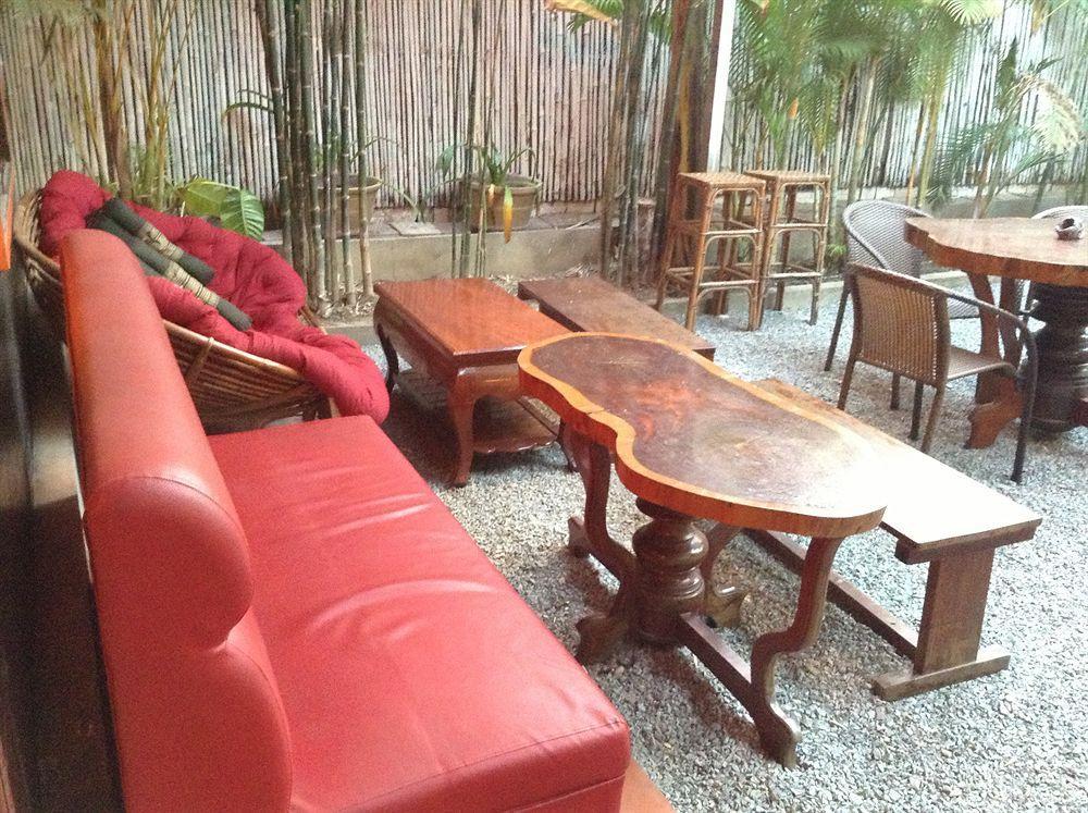 The City Premium Guesthouse Siem Reap Bagian luar foto