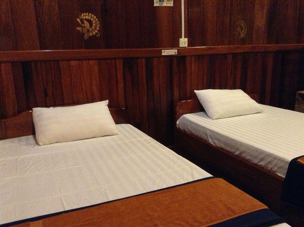 The City Premium Guesthouse Siem Reap Bagian luar foto